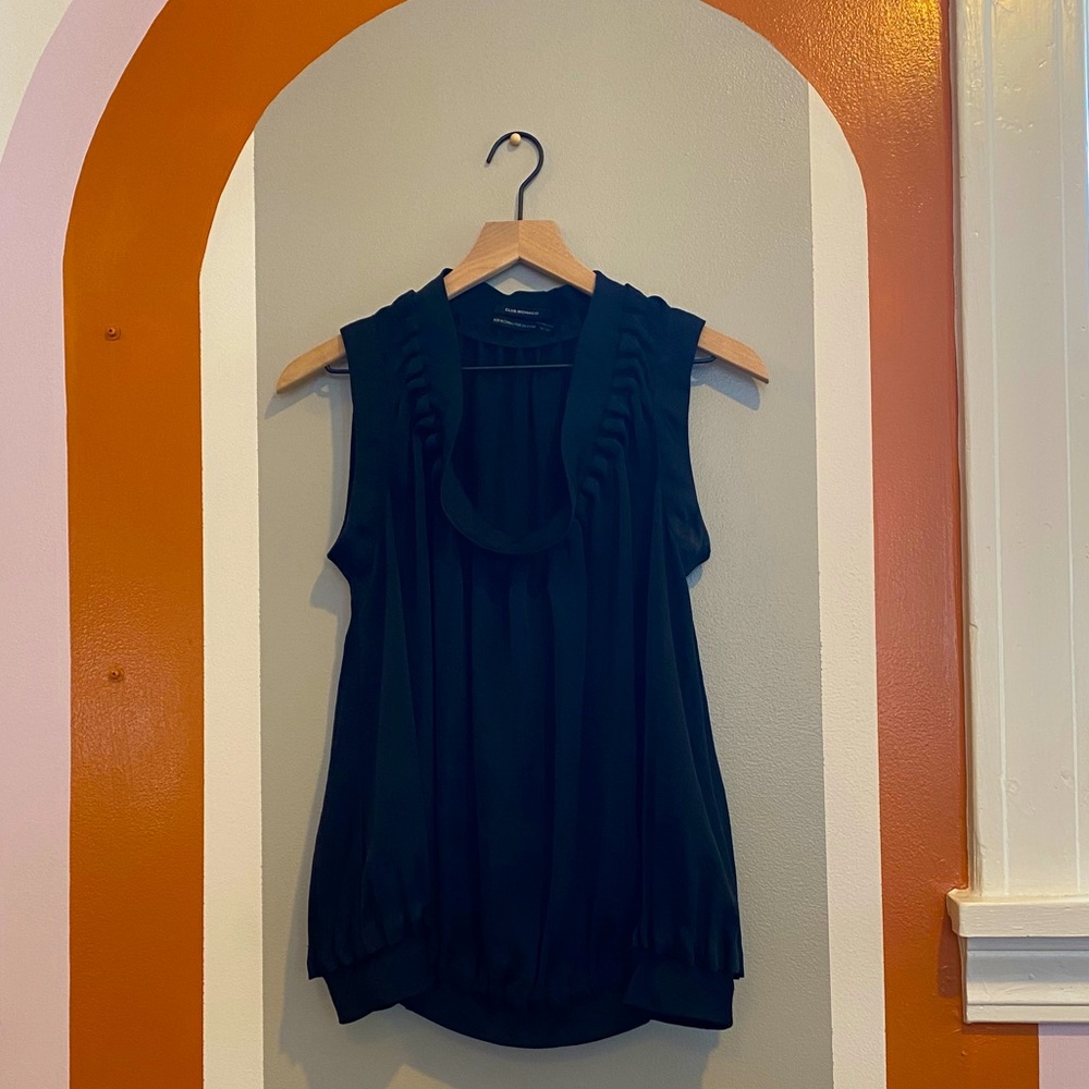 Ruched Bubble Sleeveless Top